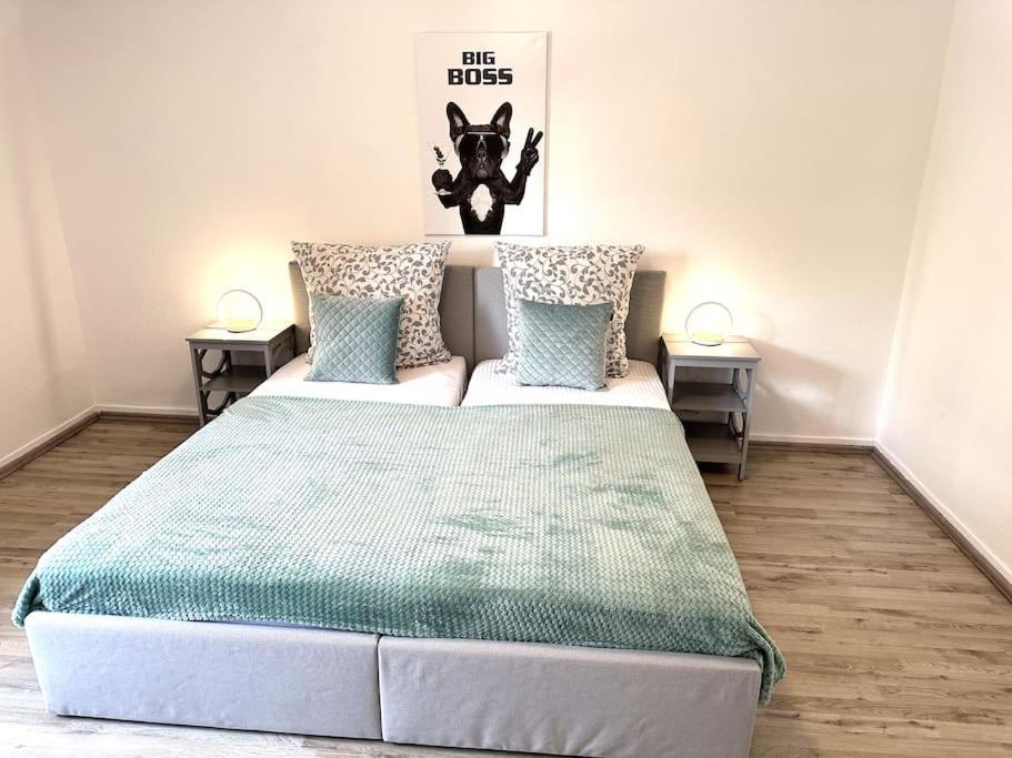 Theox Apartment No 8 - 90Qm Mit 2 Schlafzimmern Und 5 Betten Duisburg Kültér fotó